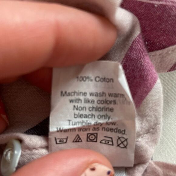 J. Crew Pink Ikat Popover Shirt, size 6- GUC - Picture 6 of 6